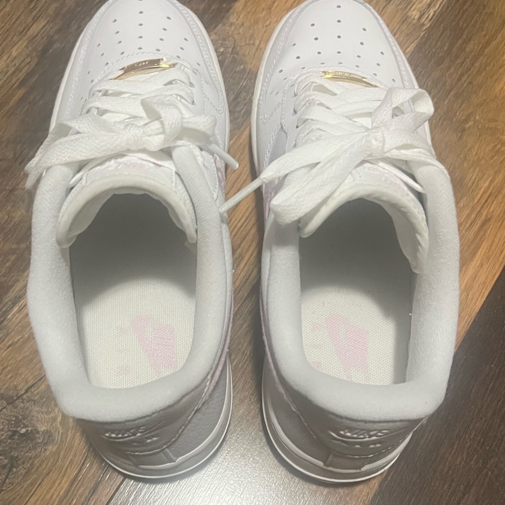 AIR FORCE 1 07 WMNS “Regal Pink” in Box - Picture 9 of 16